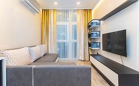 Central St Vitosha Apartment